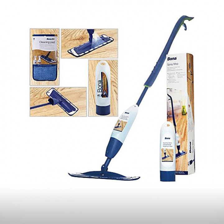 Cleaning kit with floor mops